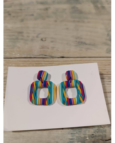 Pendientes arcilla polimérica cuadrados colorines