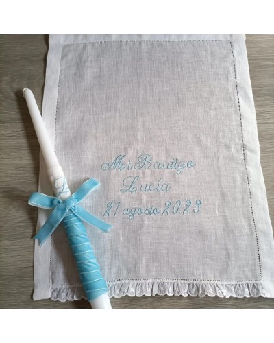 Toalla y vela de bautizo