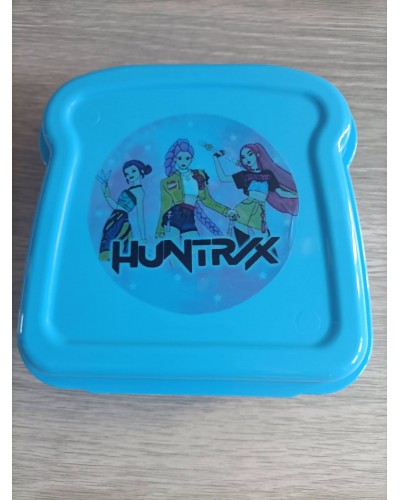 Conjunto mochila y fiambrera Huntrix